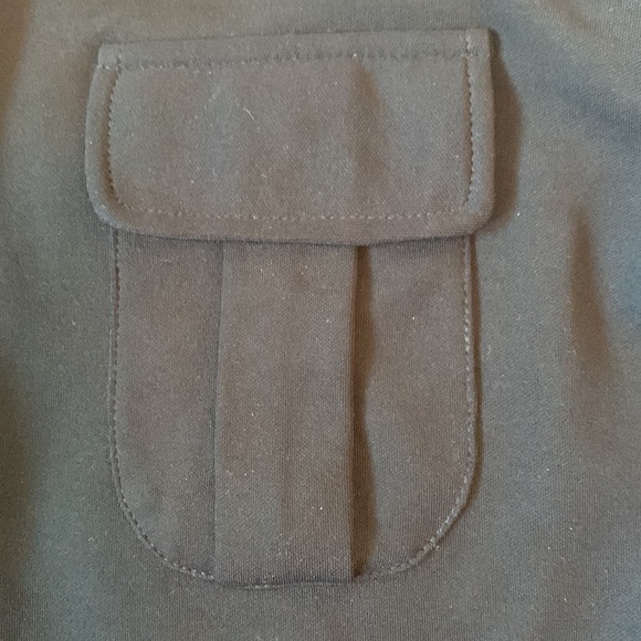 S’MaxMara Italy fitted black knit long sleeved shirt w epaulettes curved hem EUC - Picture 3 of 6